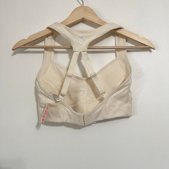 NWT Free People Movement Find Your Way Sports Bra in Eggnog - Picture 5 of 7